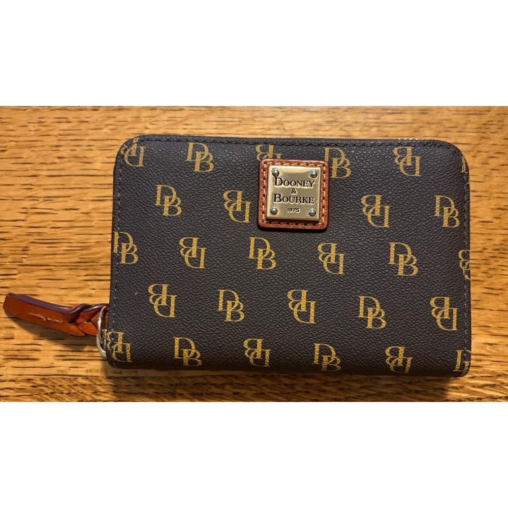 Dooney & Bourke Gretta  Medium Zip Around Wallet Brown Tmoro Color Logo